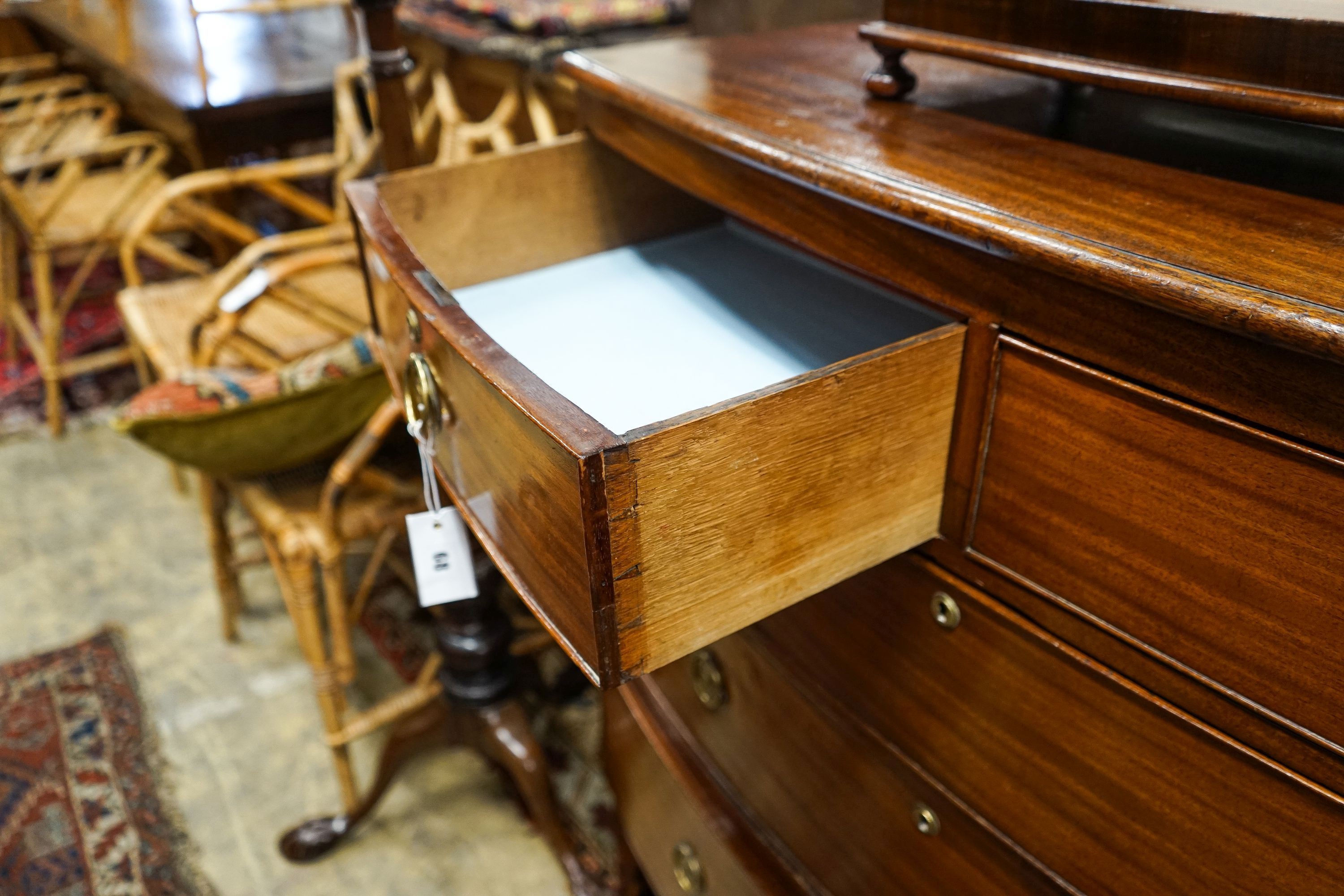 A Regency mahogany bowfront chest, width 102cm, depth 51cm, height 104cm